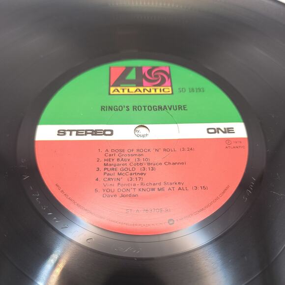 Ringo Starr Rotogravure Vinyl Record 1976 - Picture 5 of 6